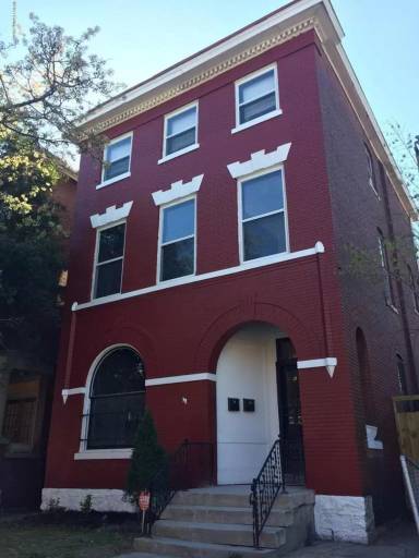 Main picture of 1108 S 1st St