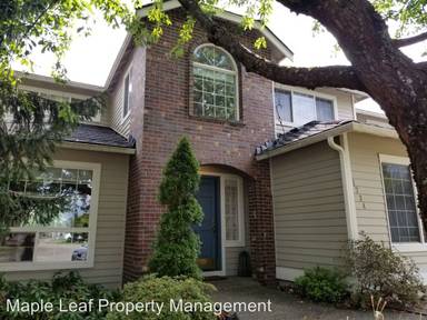 Main picture of 1734 Ilwaco Ave NE