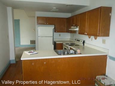 Main picture of 181 S Prospect St