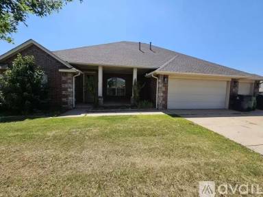 Main picture of 16201 Montague Dr