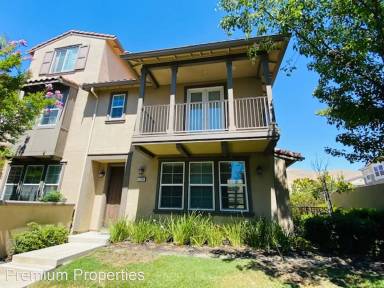 Main picture of 5288 Fioli Loop