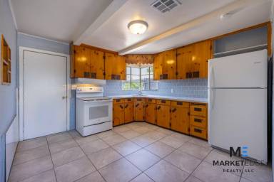 Main picture of 6751 E Alder Ave