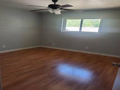 Main picture of 2434 W Sunnyside Dr