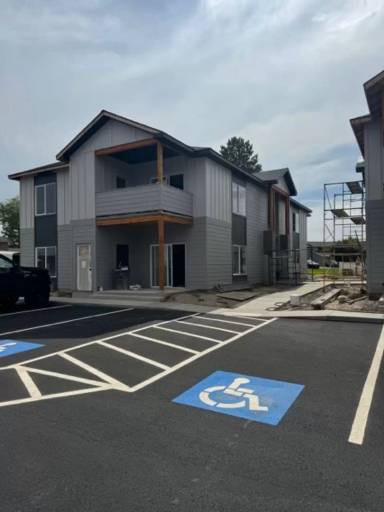 Main picture of 321 Pheasant Rd W