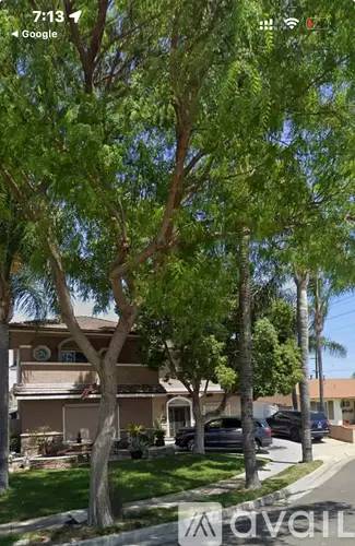 Main picture of 7704 Lotus Cir