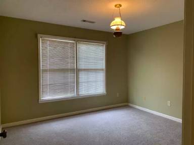 Main picture of 447 Autumnwood Dr SW
