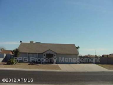 Main picture of 7273 W Laurel Ln