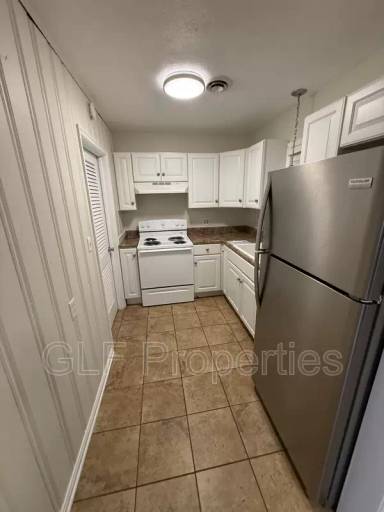 Main picture of 605 N 13th St