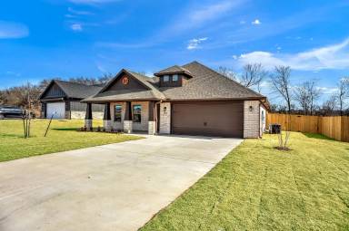 Main picture of 719 Nolan Dr