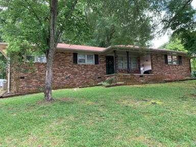 Main picture of 209 Polaris St