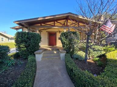 Main picture of 3617 Linwood Pl