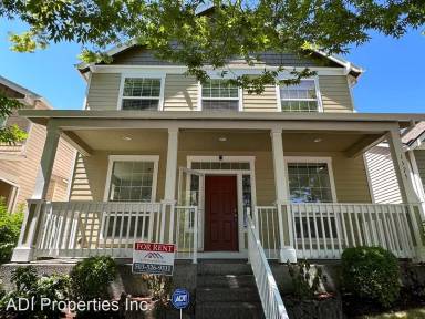 Main picture of 1575 NE 103rd Ave