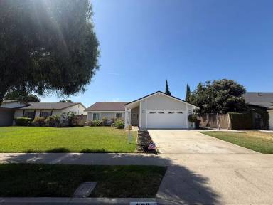 Main picture of 632 Heather Ave