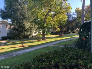 Main picture of 5153 Village Grn