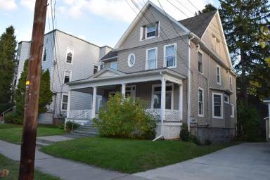 Main picture of 73 Leroy St
