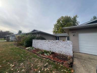 Main picture of 2600 Cardifs Ave