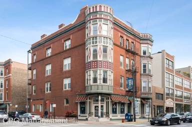 Main picture of 1166 W Armitage Ave