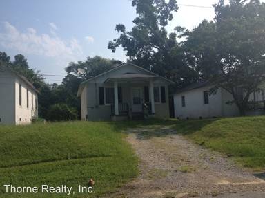 Main picture of 302 N 4th St