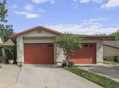 Main picture of 732 Stonebriar Trl