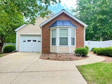 Main picture of 725 Avening Ct