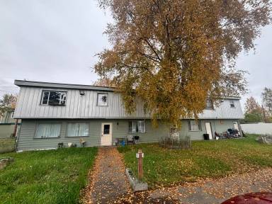 Main picture of 1446 Turner St