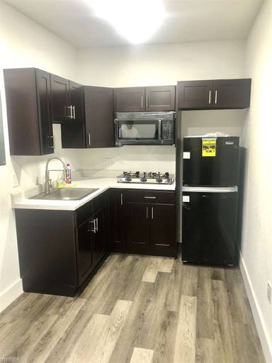 Main picture of 14541 SW 150th St