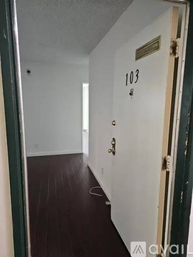 Main picture of 6121 Woodman Ave
