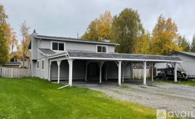 Main picture of 9308 Roy St