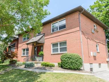 Main picture of 378 Wyandotte Ave