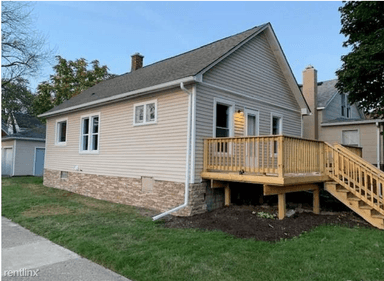 Main picture of 396 Highland St