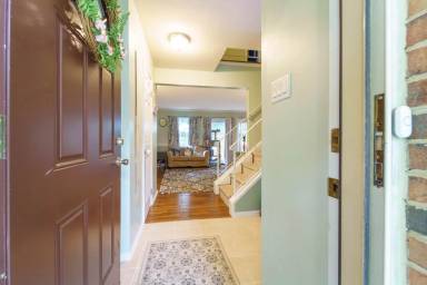 Main picture of 10002 Hemlock Woods Ln