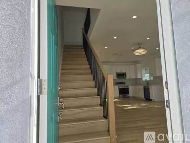 Main picture of 15951 Bryant St