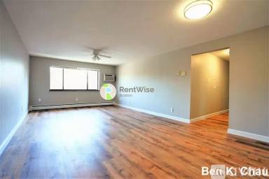 Main picture of 394 Langley Rd