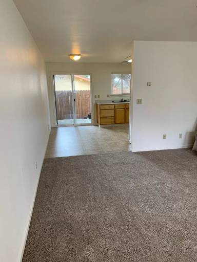 Main picture of 1453 Larissa Cir