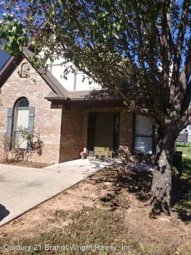 Main picture of 6633 Ridgeview Cir