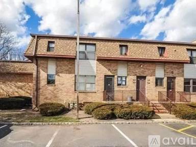 Main picture of 311 N Oaks Blvd