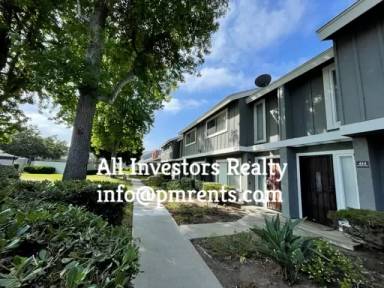 Main picture of 412 Woodpark Way