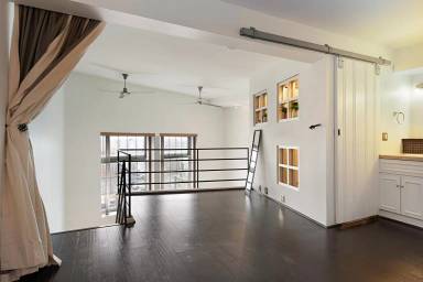 Main picture of 444 N Front St