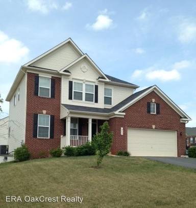 Main picture of 813 Lake Dr