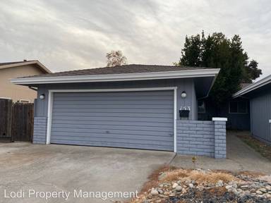 Main picture of 153 S Mills Ave