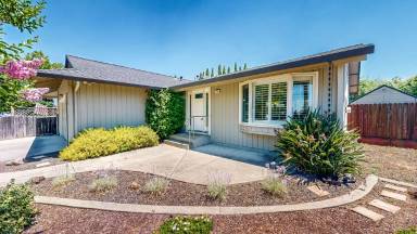 Main picture of 538 Saint Mary Dr
