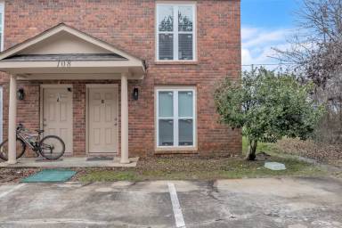 Main picture of 108 Womack St