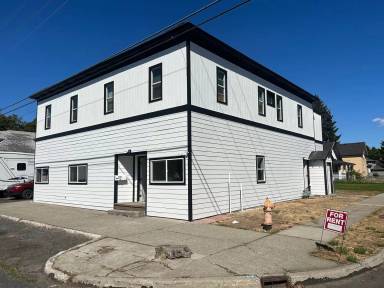 Main picture of 2902 N Cedar St