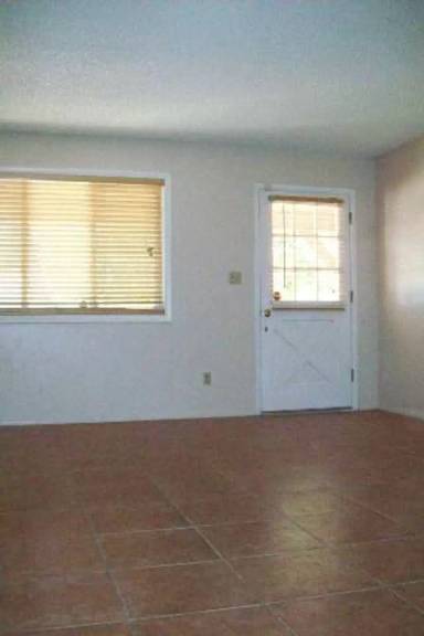 Main picture of 1146 E Campus Dr