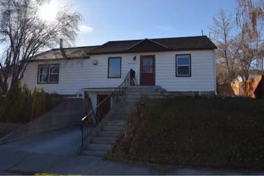 Main picture of 1511 Knight St