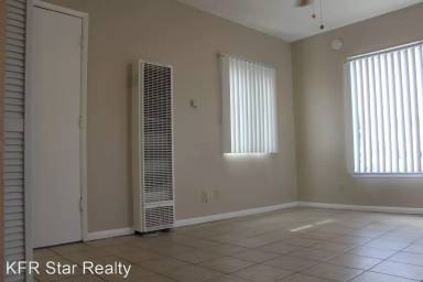 Main picture of 3560 Boundary St