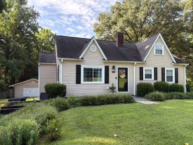 Main picture of 1910 Darwick Rd