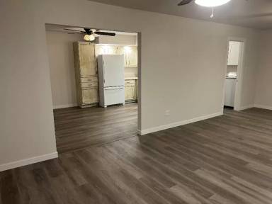 Main picture of 832 Hamilton St