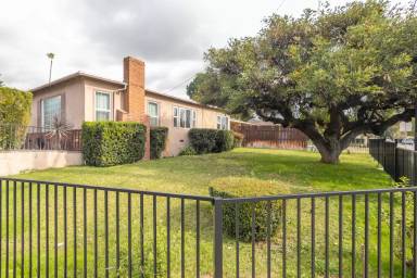 Main picture of 3082 Thurin Ave