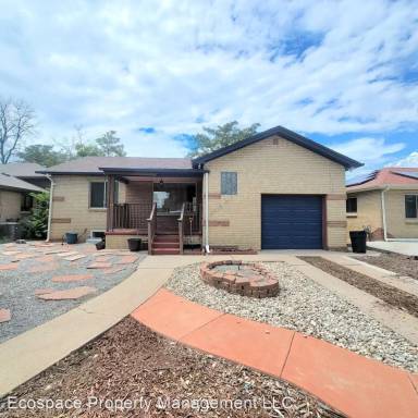 Main picture of 2075 Jamaica St